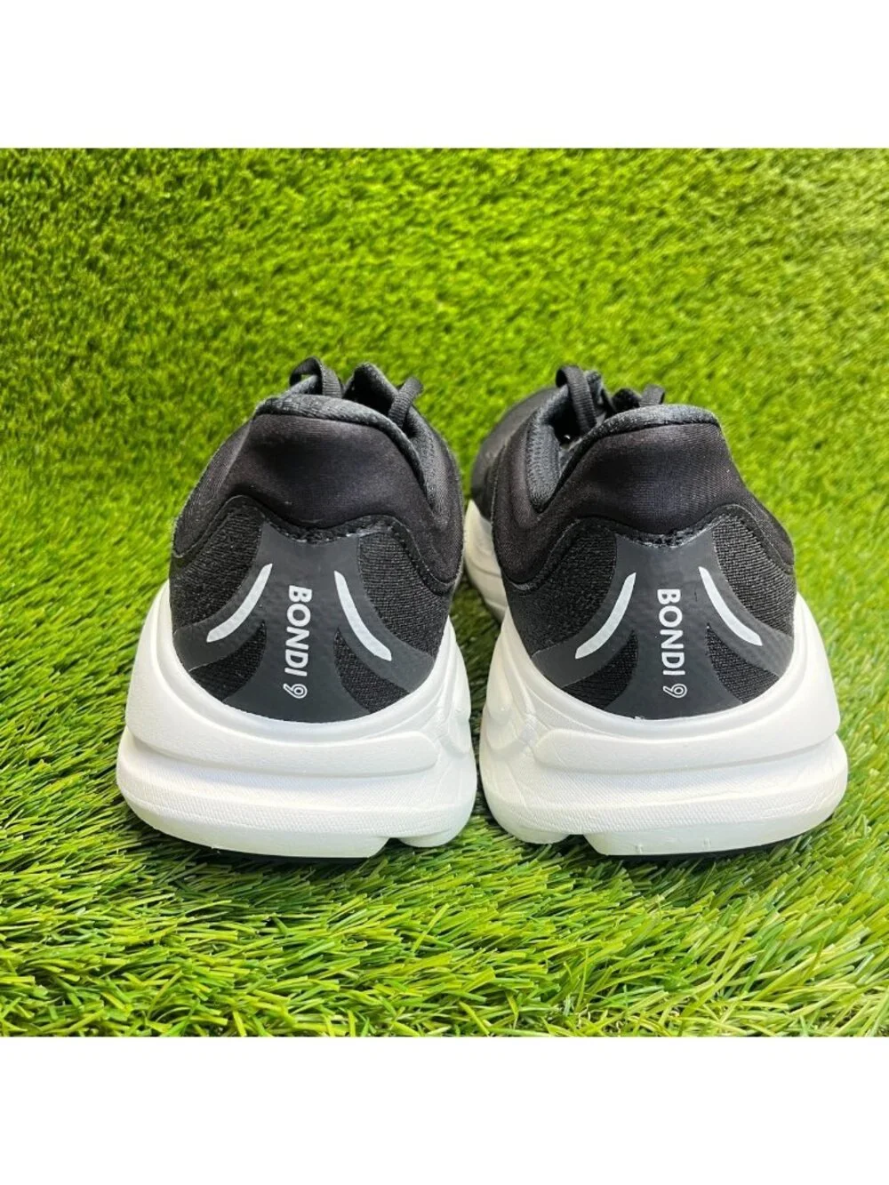 Hoka One One Bondi 9 Mens Size 12.5EE Black Athletic Running Shoes Sneakers